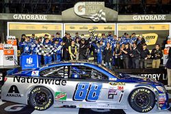 Sieger Dale Earnhardt Jr., Hendrick Motorsports Chevrolet