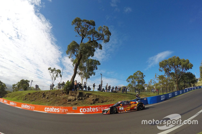 #2 Phoenix Racing Audi R8 LMS: Markus Winkelhock, Laurens Vanthoor, Alex Davison