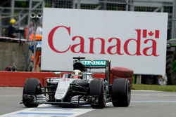 Lewis Hamilton, Mercedes AMG F1 W07 Hybrid