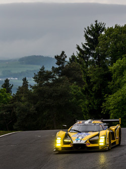 #702 Scuderia Cameron Glickenhaus, SCG SCG003C: Thomas Mutsch, Jeff Westphal, Andreas Simonsen, Feli