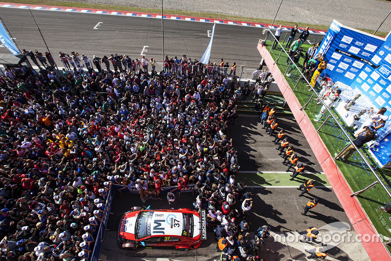 Ganador de la carrera José María López, Citroën World Touring Car Team, Citroën C-Elysée WTCC