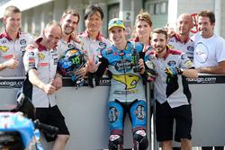 Tercero, Alex Márquez, Marc VDS in parc ferme