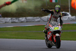 Race winner Cal Crutchlow, Team LCR Honda