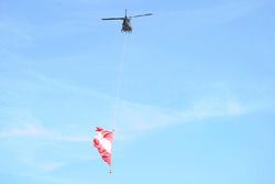 Helicopter mit österreichischer Flagge