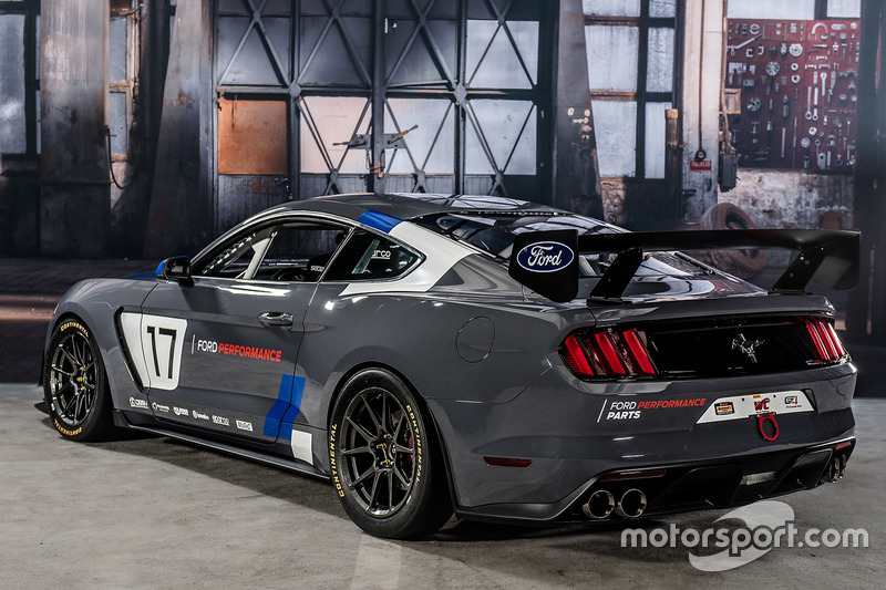 Ford Mustang GT4