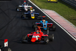 Jack Aitken, Arden International devance Arjun Maini, Jenzer Motorsport