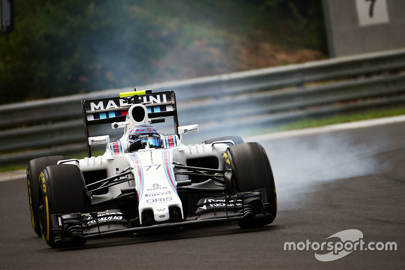 Valtteri Bottas, Williams FW38 locks up under braking