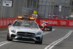 Kimi Raikkonen, Ferrari SF16-H behind the FIA Safety Car