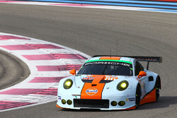 #86 Gulf Racing Porsche 911 RSR: Michael Wainwright, Adam Carroll, Benjamin Barker