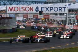 Nigel Mansell, Williams Renault FW14 and Riccardo Patrese, Williams Renault FW14