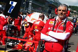 Maurizio Arrivabene, Ferrari Team Principal on the grid