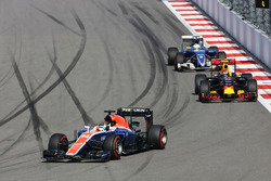 Pascal Wehrlein, Manor Racing MRT05