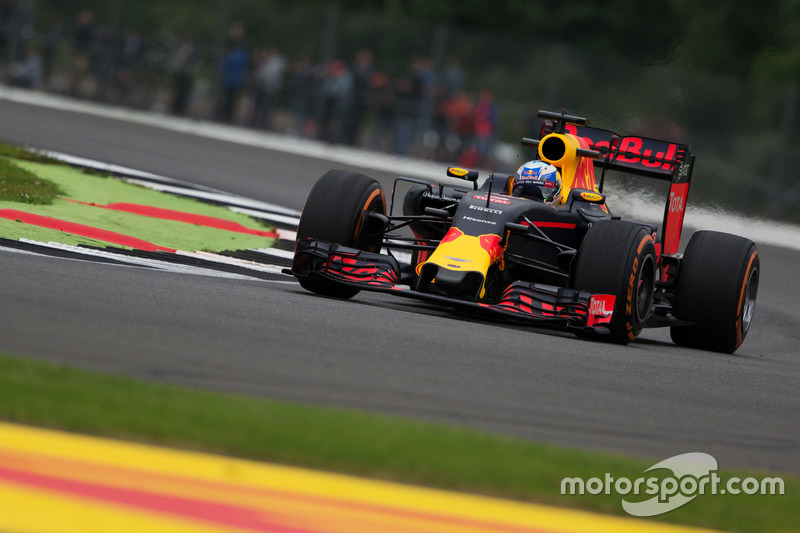 4. Daniel Ricciardo, Red Bull Racing RB12