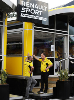 Cyril Abiteboul, Directeur Général Renault Sport F1 et Frédéric Vasseur, Directeur Sportif Renault Sport F1 Team