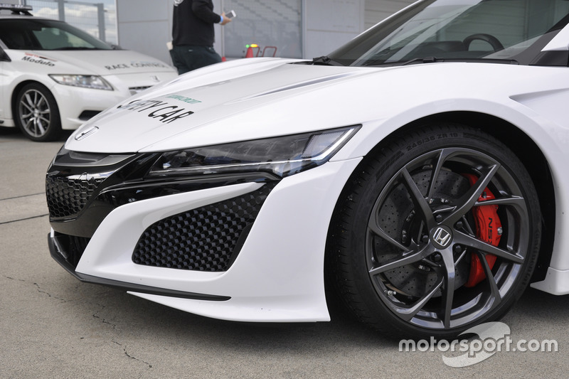 新型NSXセーフティカー(New NSX SafetyCar)