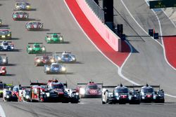 #1 Porsche Team Porsche 919 Hybrid: Timo Bernhard, Mark Webber, Brendon Hartley, #8 Audi Sport Team Joest Audi R18 e-tron quattro: Lucas di Grassi, Loic Duval, Oliver Jarvis, at the start