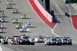 #1 Porsche Team Porsche 919 Hybrid: Timo Bernhard, Mark Webber, Brendon Hartley, #8 Audi Sport Team