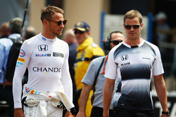 Jenson Button, McLaren with Mike Collier, Personal Trainer