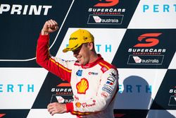 Podium: race winner Scott McLaughlin, Team Penske Ford