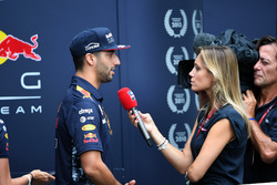 Daniel Ricciardo, Red Bull Racing parla con Mara Sangiorgio, Sky Sports Italia