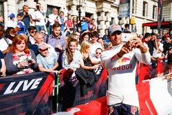 Carlos Sainz Jr., Scuderia Toro Rosso fans