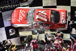 Ryan Reed, Roush Fenway Racing Ford, celebrates in Victory Lane