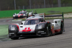 #1 Porsche Team Porsche 919 Hybrid: Neel Jani, Andre Lotterer, Nick Tandy