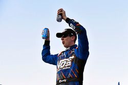 Race winner Kyle Busch, Joe Gibbs Racing Toyota