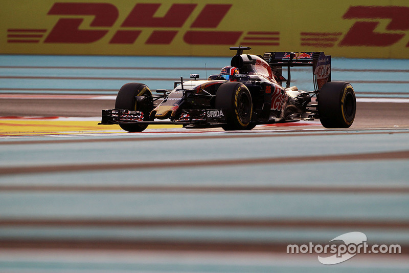 Ausfall: Daniil Kvyat, Scuderia Toro Rosso STR11
