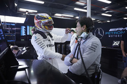 Льюіс Хемілтон, Mercedes AMG, керівник Mercedes AMG Тото Вольфф