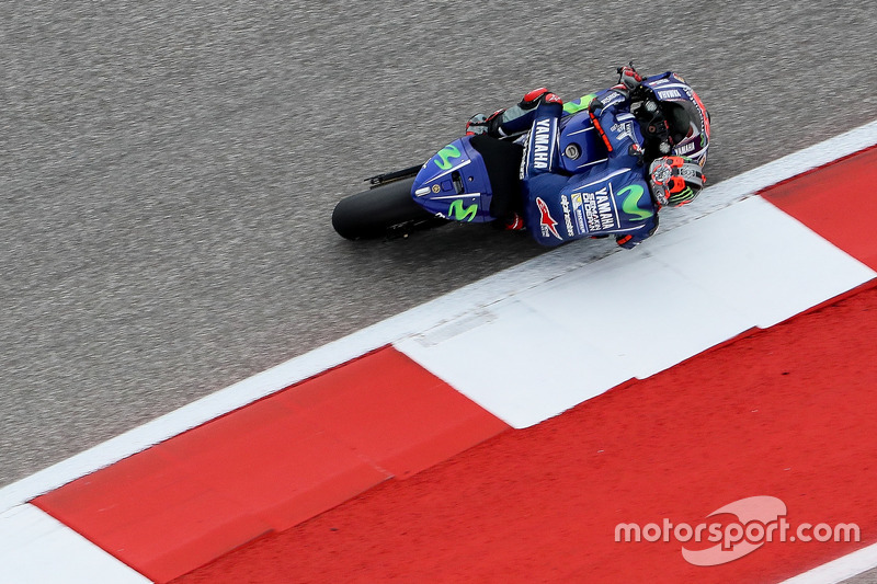 Maverick Viñales bem que tentou, mas ficou com o segundo posto, a 0s130 de Márquez.