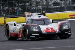 #1 Porsche Team Porsche 919 Hybrid: Neel Jani, Andre Lotterer, Nick Tandy