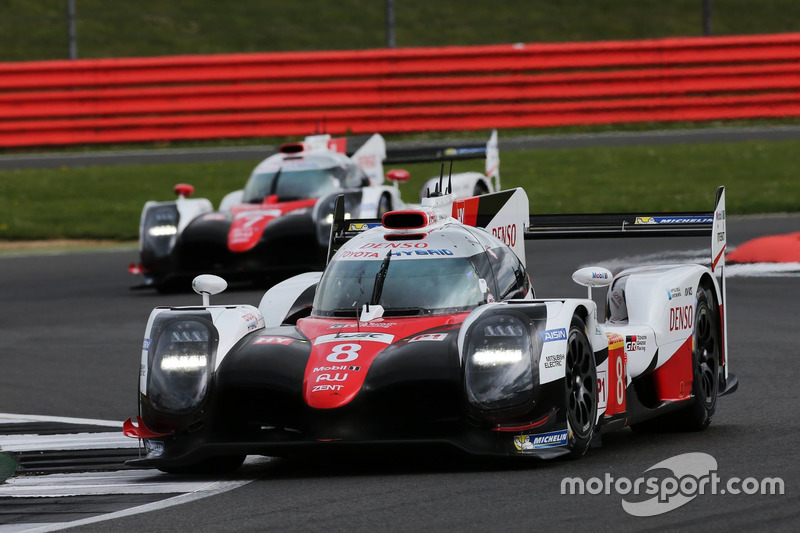 #8 Toyota Gazoo Racing Toyota TS050 Hybrid: Anthony Davidson, Sébastien Buemi, Kazuki Nakajima
