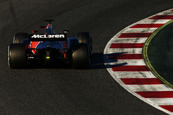 Fernando Alonso, McLaren MCL32