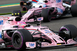 Esteban Ocon, Sahara Force India VJM10, Sergio Perez, Sahara Force India VJM10