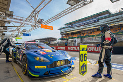 #90 TF Sport Aston Martin Vantage GTE: Salih Yoluc, Euan Hankey, Rob Bell