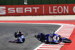 Chute d'Alex Lowes, Pata Yamaha