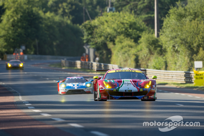 #71 AF Corse Ferrari 488 GTE: Davide Rigon, Sam Bird, Miguel Molina