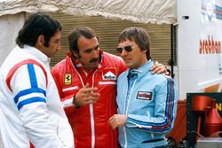 Clay Regazzoni y Bernie Ecclestone