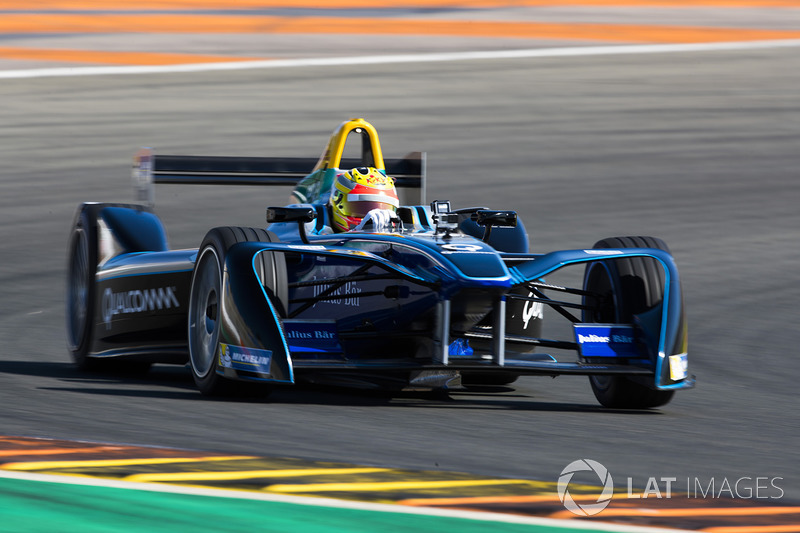 Rio Haryanto, drives the SPARK SRT_01E