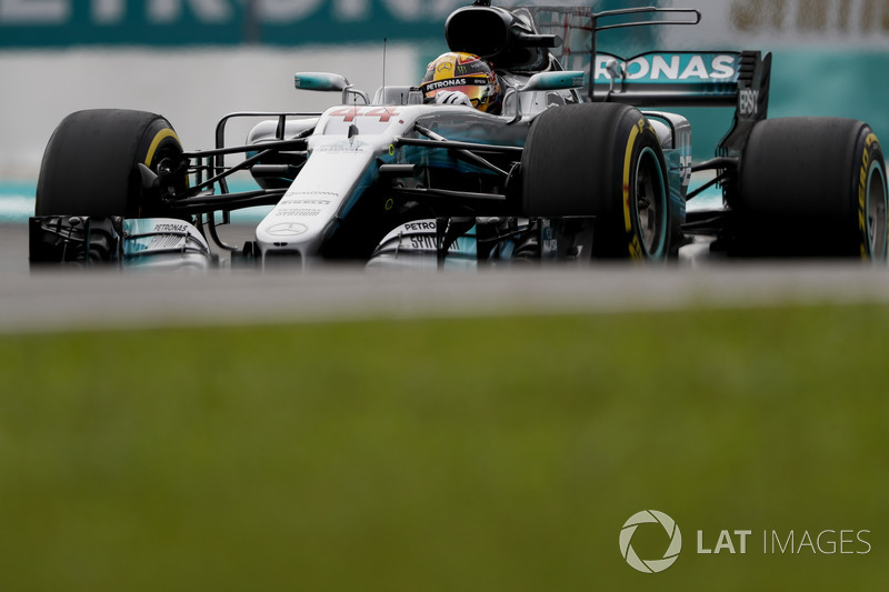 Hamilton is warned about a possible late race threat from Vettel