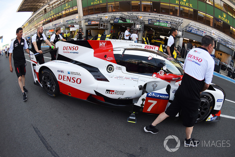 №7 Toyota Gazoo Racing Toyota TS050 Hybrid: Майк Конвей, Камуи Кобаяши, Стефан Сарразен