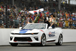 Takuma Sato, Michael Andretti, Andretti Autosport team owner celebrates the win on track