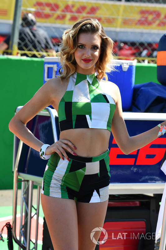 Grid girl