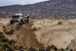 #300 Peugeot Sport, Peugeot 3008 DKR: Stéphane Peterhansel, Jean-Paul Cottret