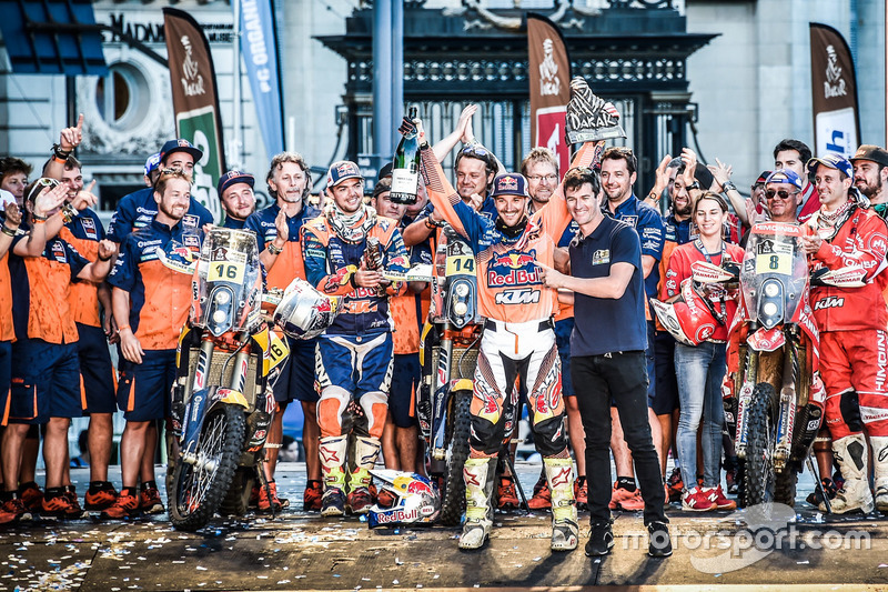 Winner #14 Red Bull KTM Factory Racing: Sam Sunderland and #16 Red Bull KTM Factory Racing: Matthias