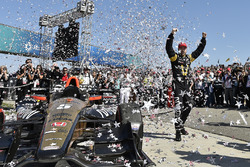 Ganador James Hinchcliffe, Schmidt Peterson Motorsports Honda
