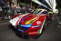 #71 AF Corse Ferrari 488 GTE: Davide Rigon, Sam Bird, Miguel Molina