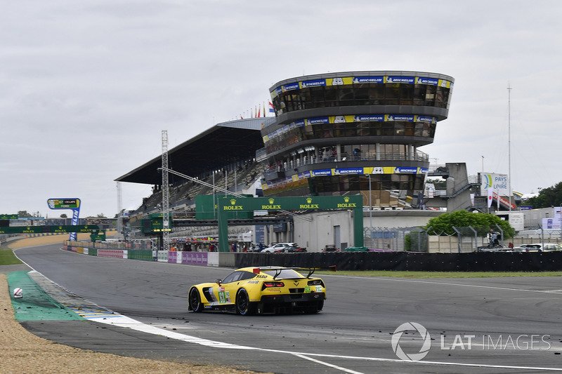 #63 Corvette Racing Chevrolet Corvette C7.R: Jan Magnussen, Antonio Garcia, Mike Rockenfeller