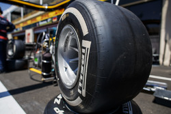 Pirelli tyres